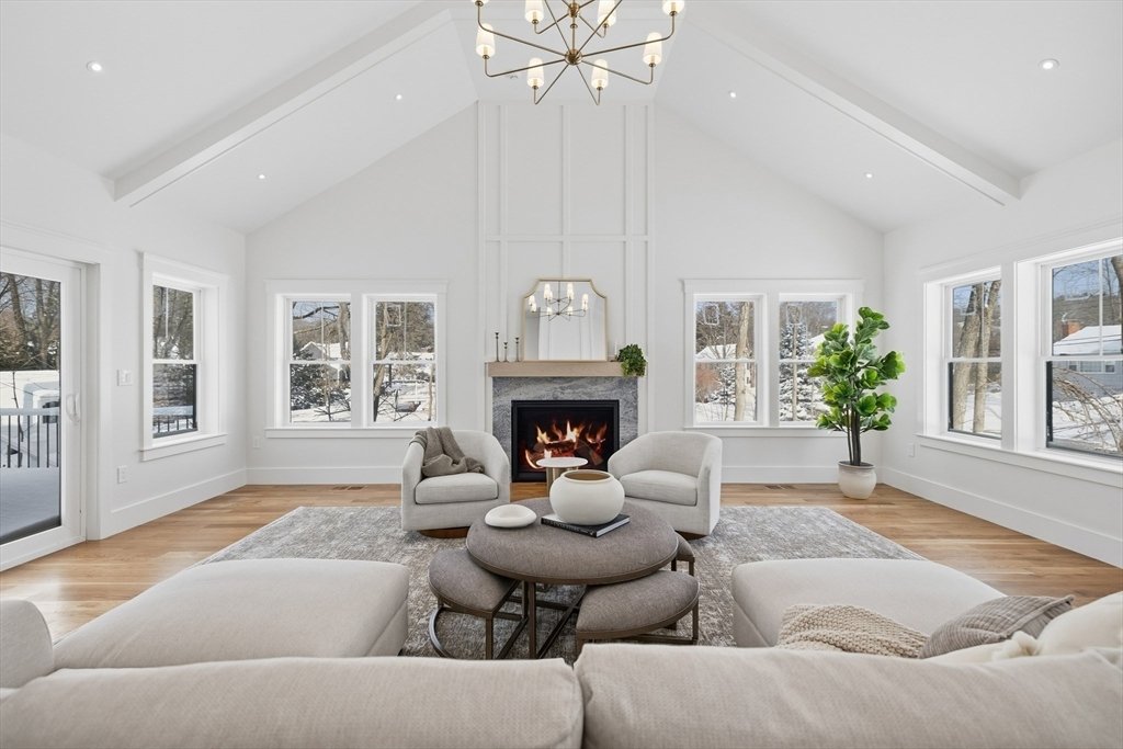 House in Winchester, Massachusetts, United States 4 - 17628648