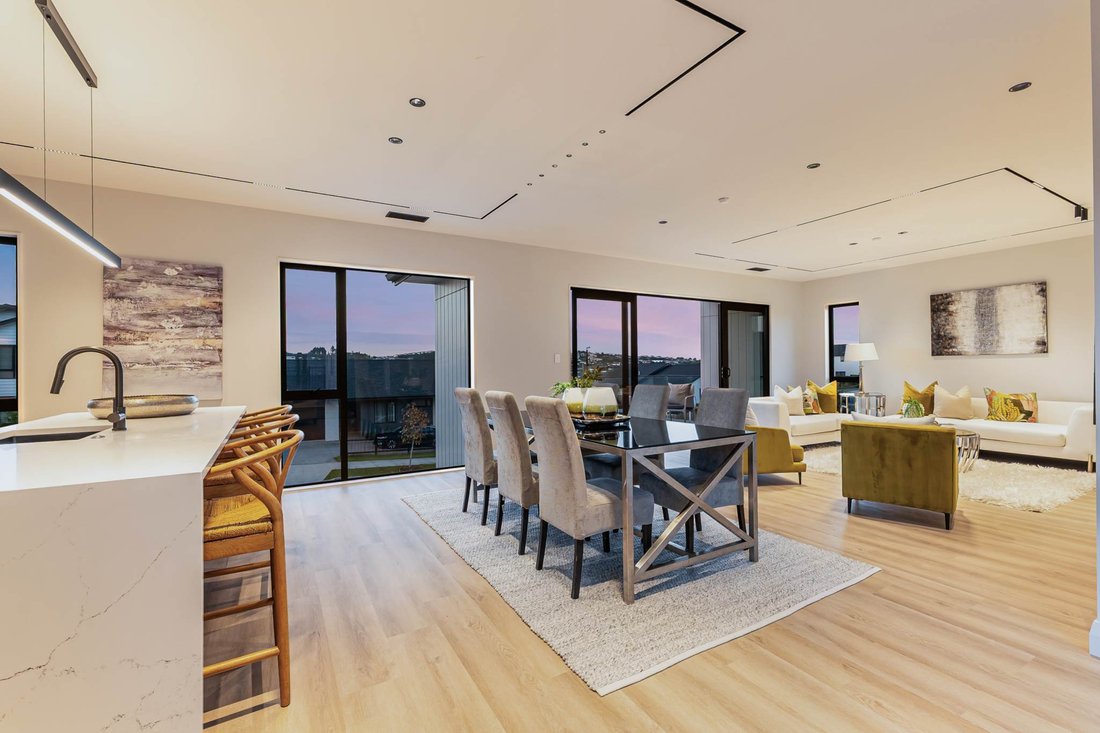 House in Orewa, Auckland, New Zealand 2 - 17392763