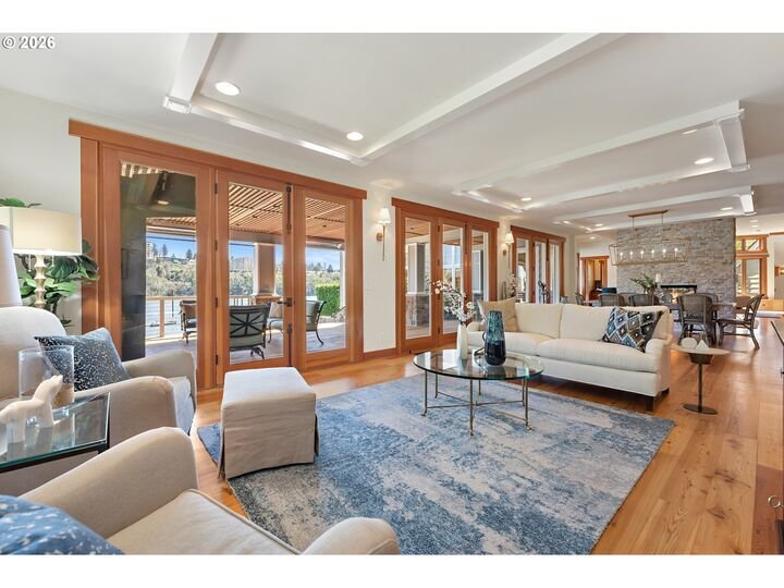 House in Lake Oswego, Oregon, United States 5 - 17644455