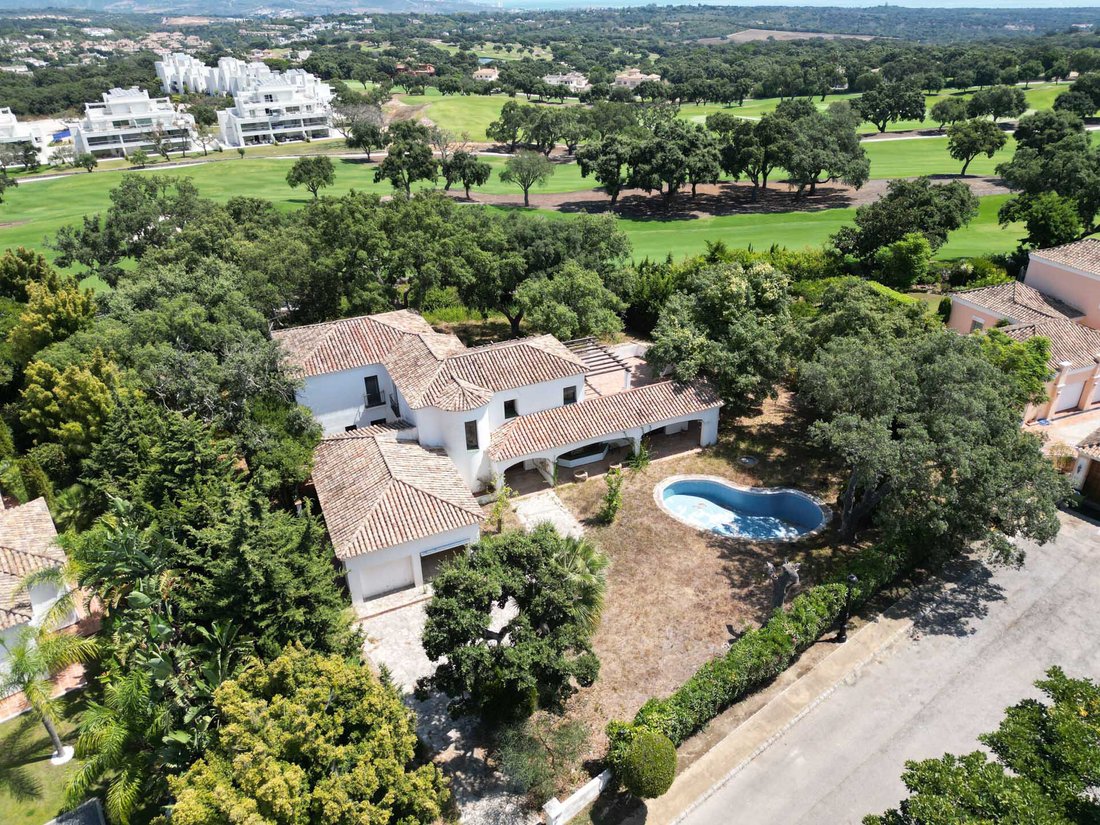 House in Sotogrande, San Roque, Andalusia 1 - 17637428