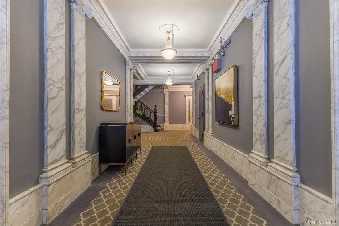 Co Op in New York, New York, United States 3 - 17638687