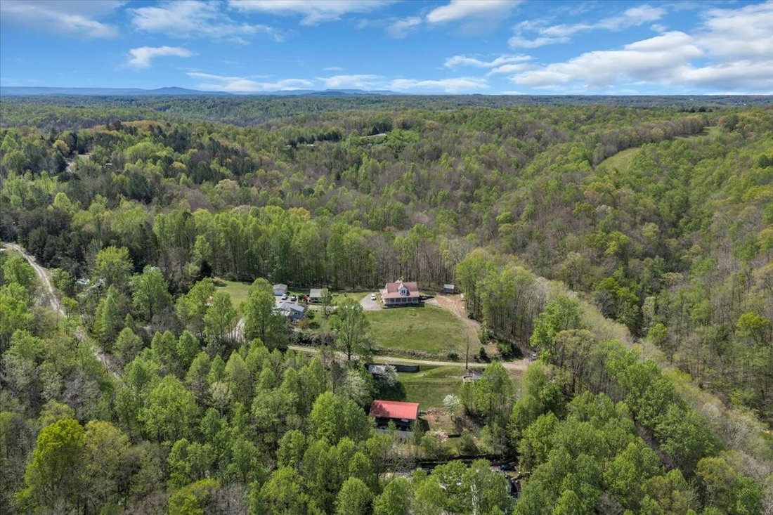 House in Smithville, Tennessee, United States 3 - 17631463