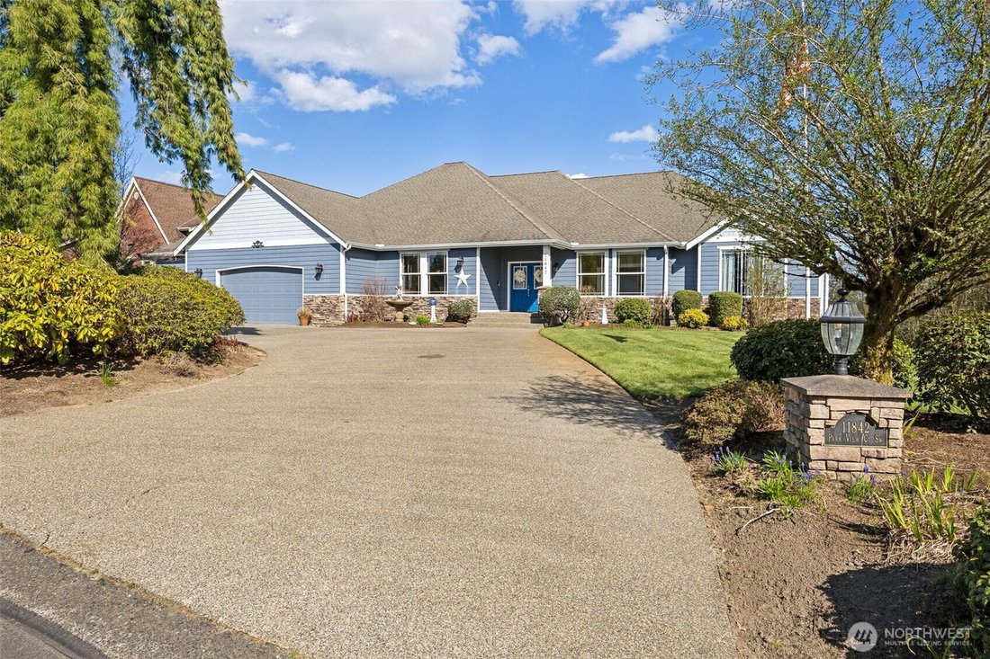 House in Rochester, Washington, United States 1 - 17632176