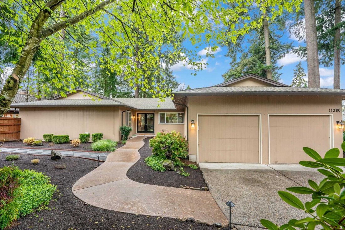 House in Cedar Hills, Oregon, United States 1 - 17630639