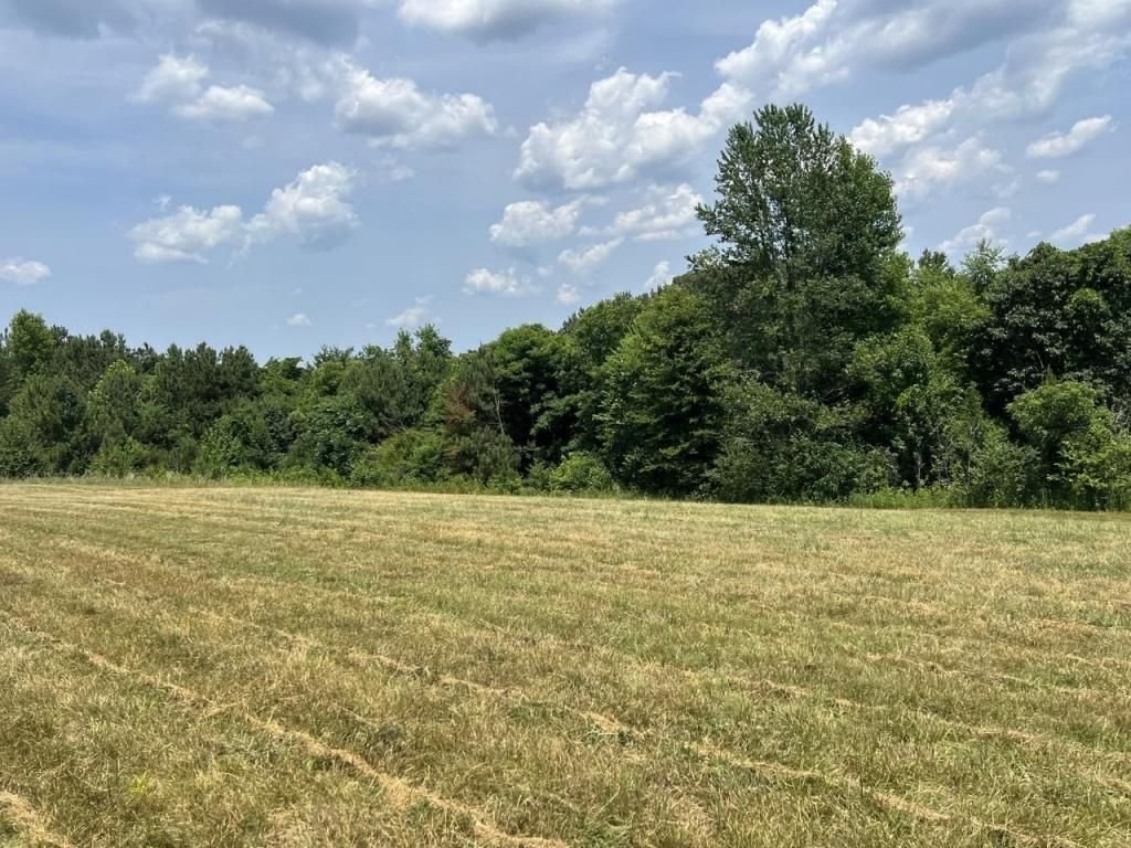 Land in Parkers Crossroads, Tennessee, United States 2 - 13209335