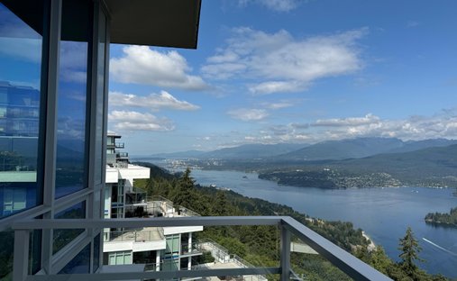 Condo in Burnaby, British Columbia, Canada 1
