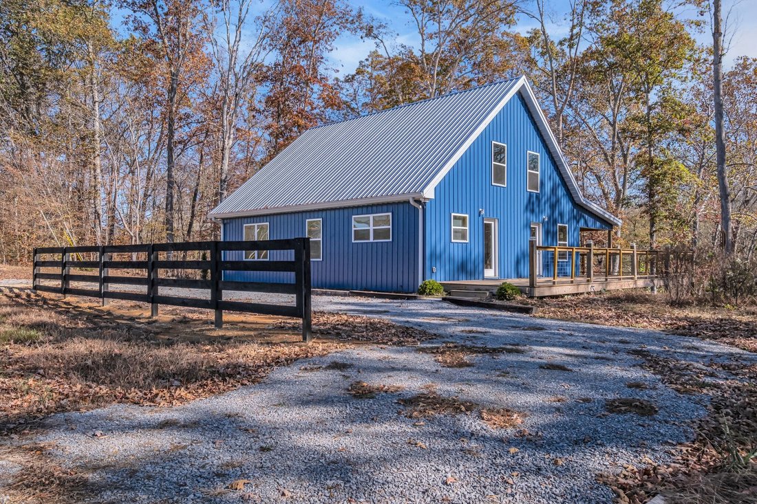 House in Hohenwald, Tennessee, United States 2 - 17628427