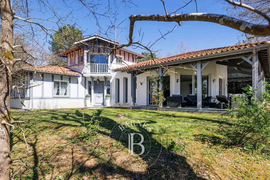 House in Ascain, Nouvelle-Aquitaine, France 1 - 17629869
