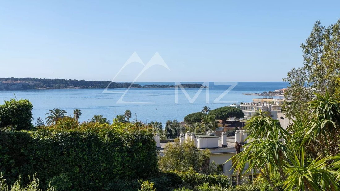 Apartment in Cannes, Provence-Alpes-Côte d'Azur, France 2 - 17628612