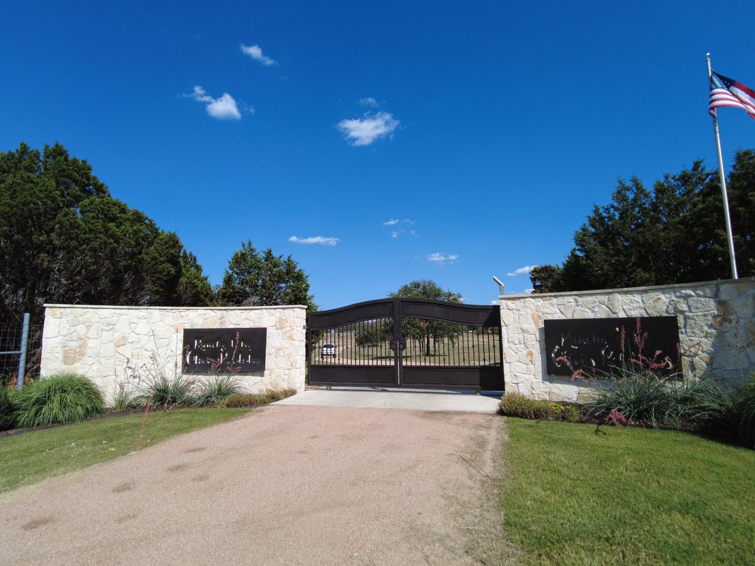 Farm Ranch in Marble Falls, Texas, United States 3 - 17639403