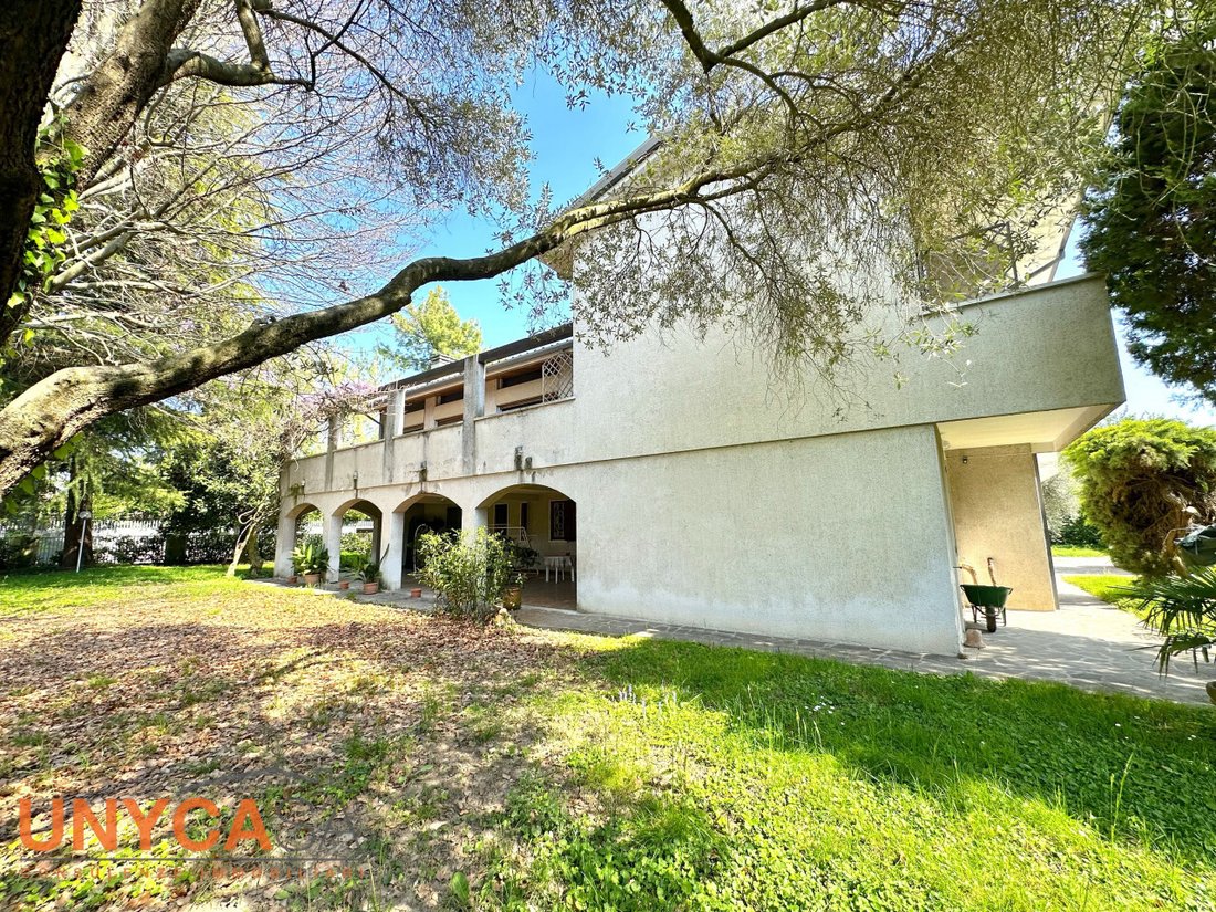 Villa in Tencarola, Selvazzano Dentro, Veneto 1 - 17633830