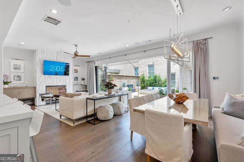 Townhouse in Alpharetta, Georgia, United States 5 - 17630224