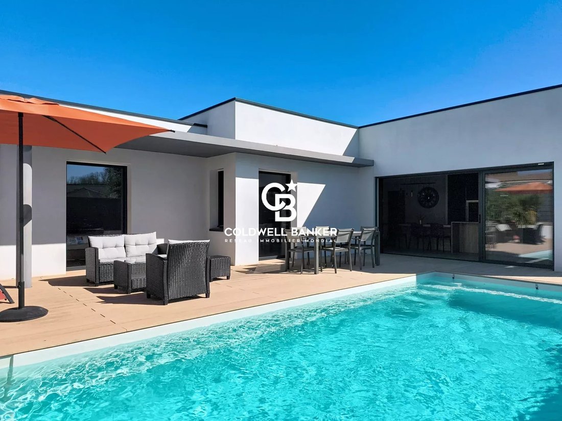 House in Littoral Ouest, Talmont-Saint-Hilaire, France 5 - 16831542
