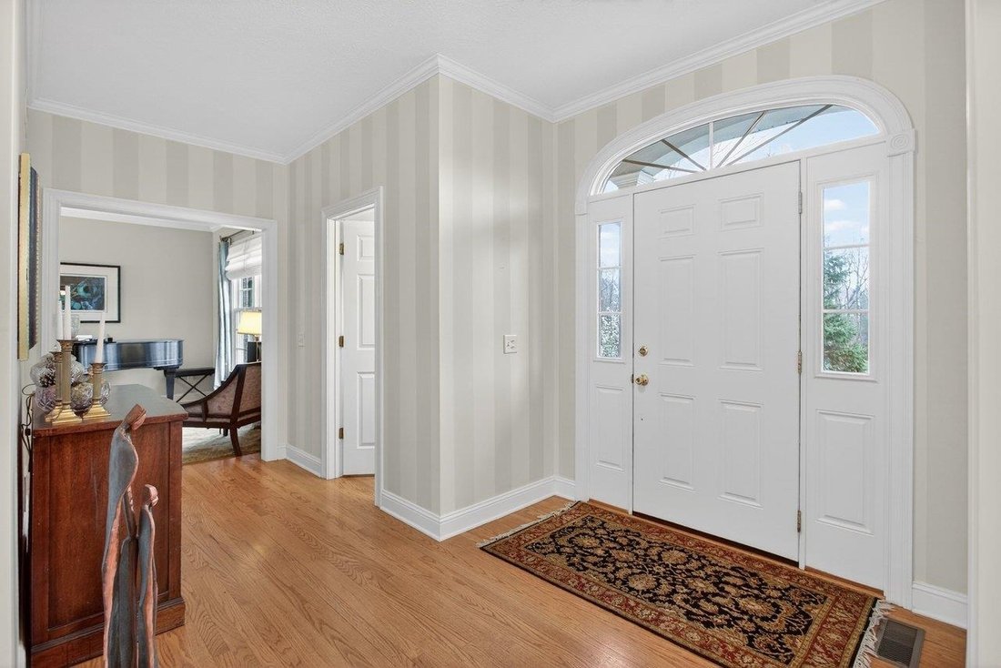 House in Massanetta Springs, Virginia, United States 4 - 17638340