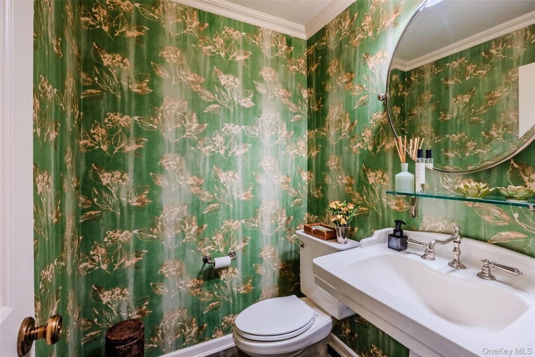 House in Halesite, New York, United States 5 - 17635632