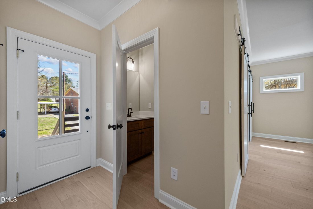 Apartment in Raleigh, North Carolina, United States 3 - 17631286