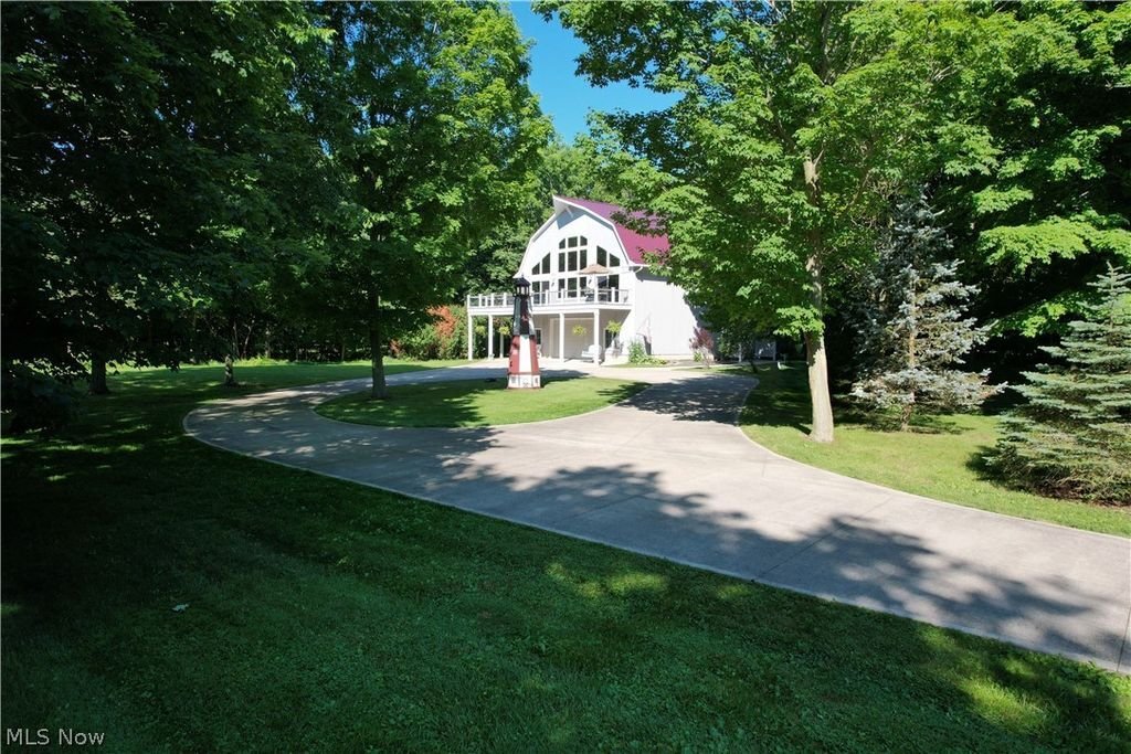 House in Put-in-Bay, Ohio, United States 2 - 17640440