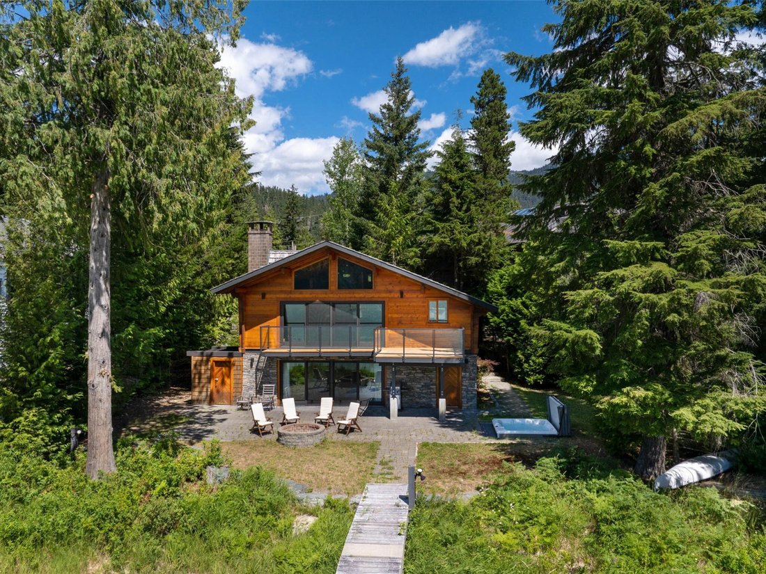 House in Whistler, British Columbia, Canada 2 - 17635351