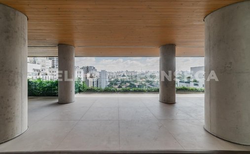 Condo in São Paulo, State of São Paulo, Brazil 1