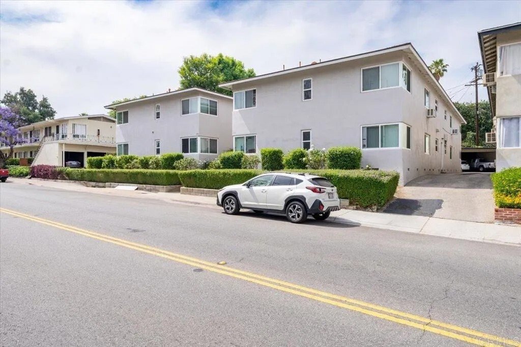 South Pasadena, California, United States 3 - 17633135
