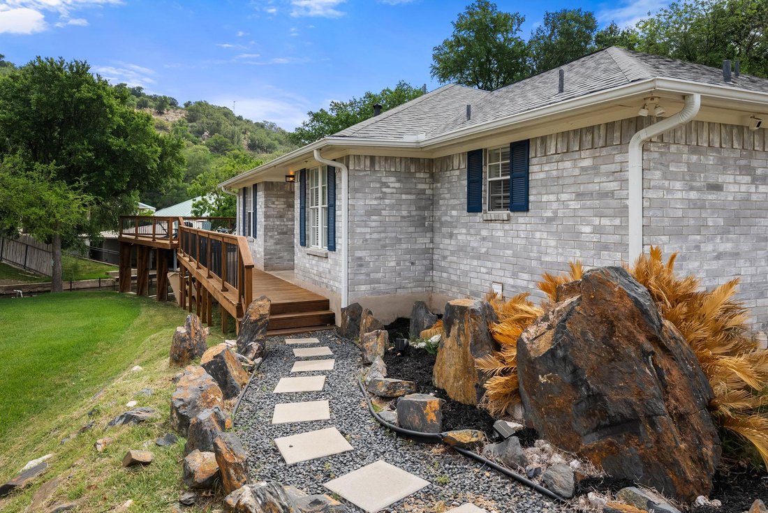 House in Llano, Texas, United States 2 - 17631781