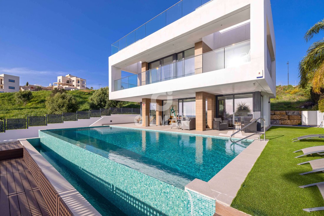 Villa in Estepona, Andalusia, Spain 1 - 17629699