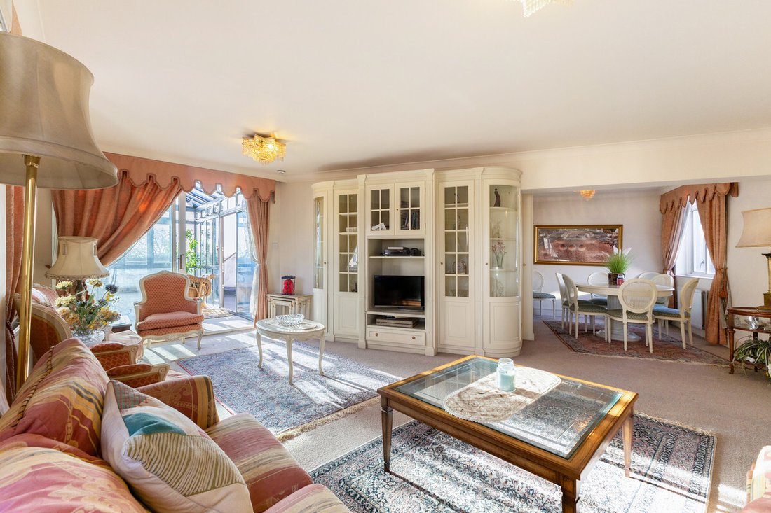 Apartment in Hyde Park, Westminster, England 3 - 17633707