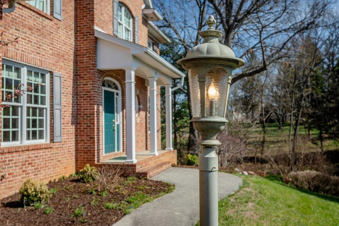 House in Massanetta Springs, Virginia, United States 3 - 17638340