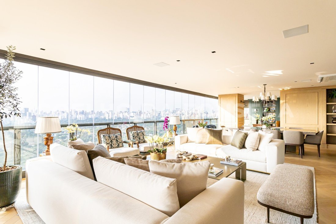 Condo in São Paulo, State of São Paulo, Brazil 5 - 17640118