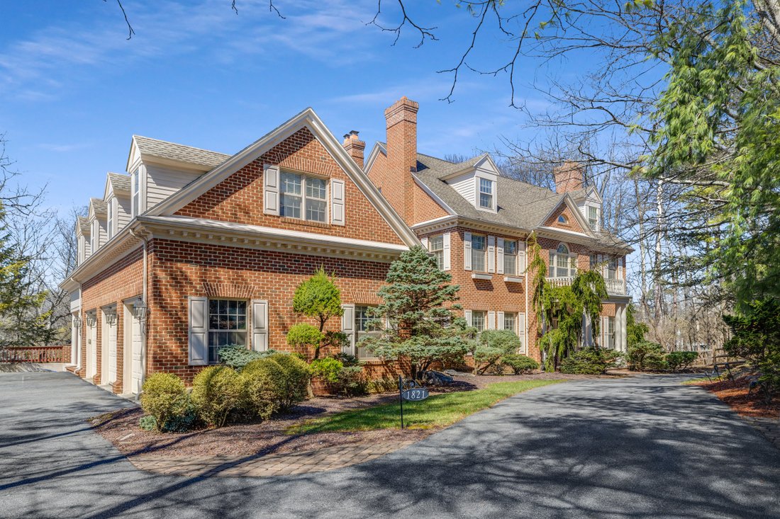 House in West Wyomissing, Pennsylvania, United States 2 - 17630367