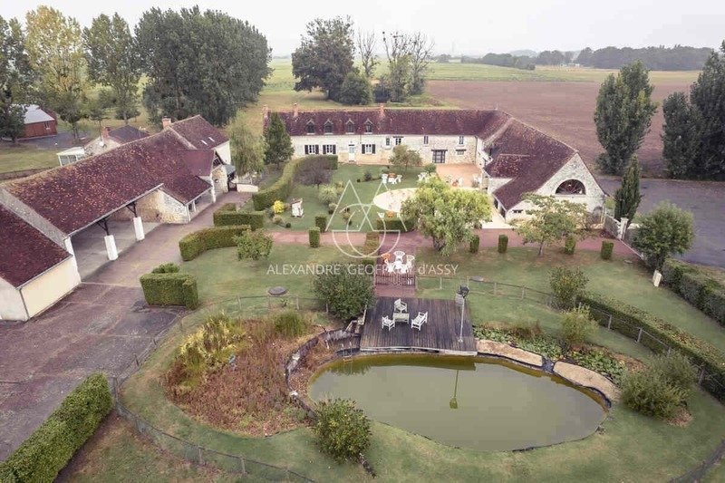 Farm Ranch in Sainte-Maure-de-Touraine, Centre-Val de Loire, France 1 - 17629755