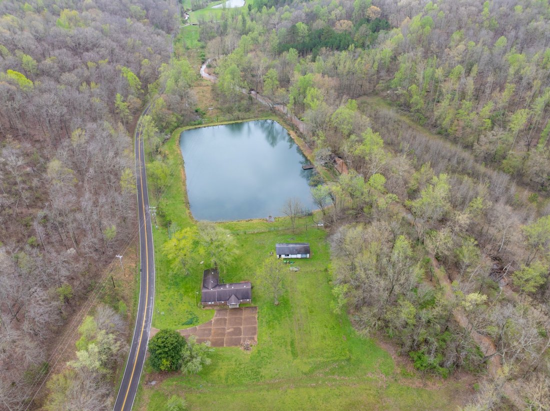 House in Waverly, Tennessee, United States 5 - 17631450