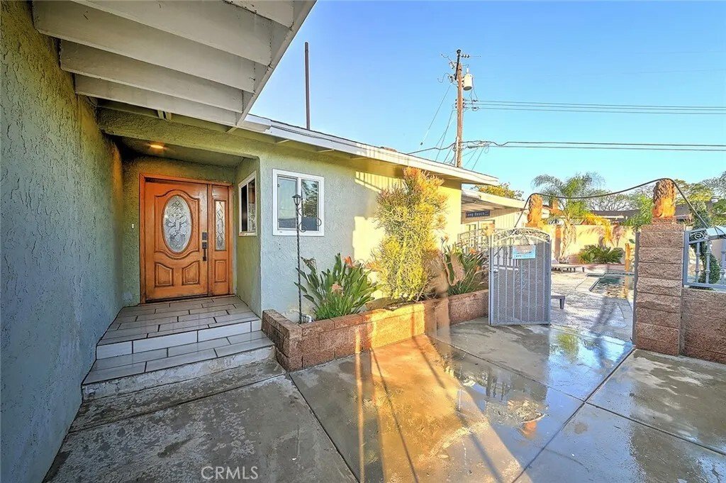 House in Signal Hill, California, United States 5 - 17508547