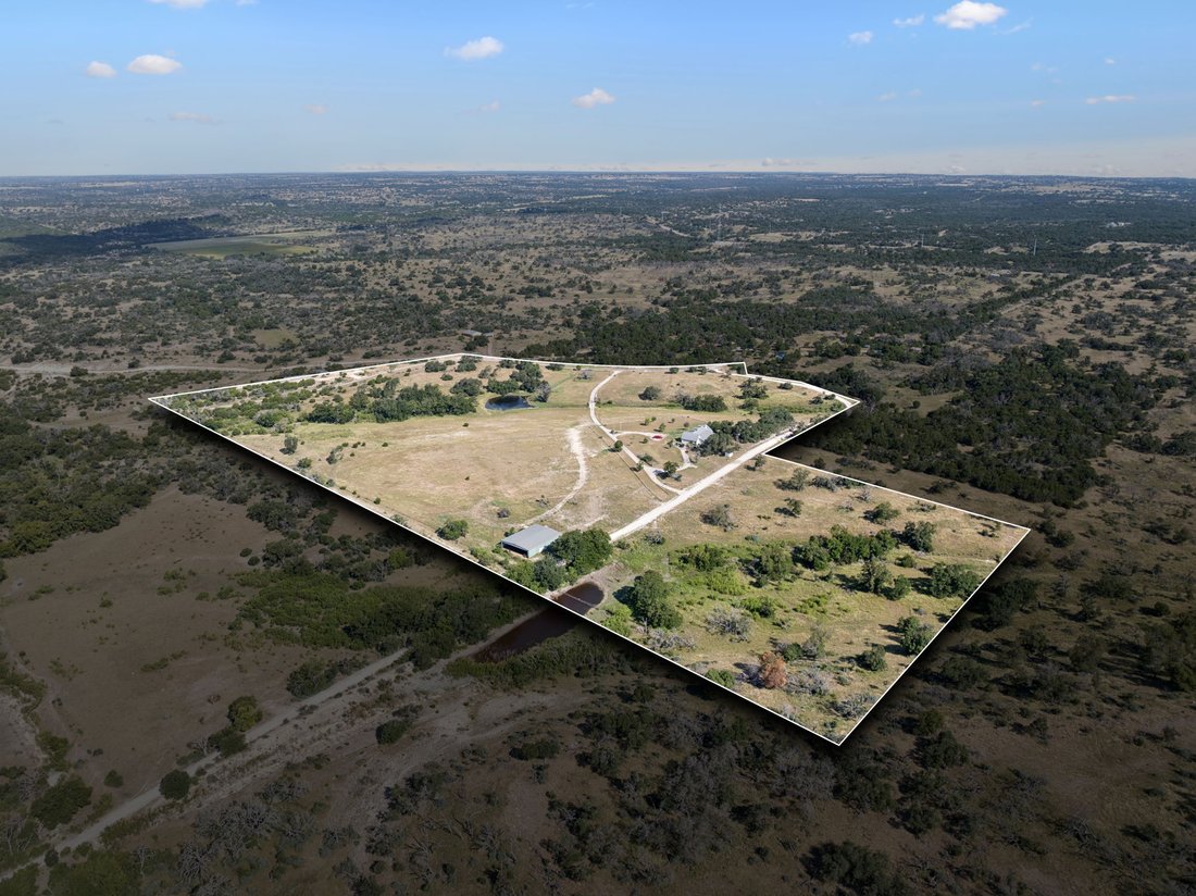 Farm Ranch in Fredericksburg, Texas, United States 2 - 17635953