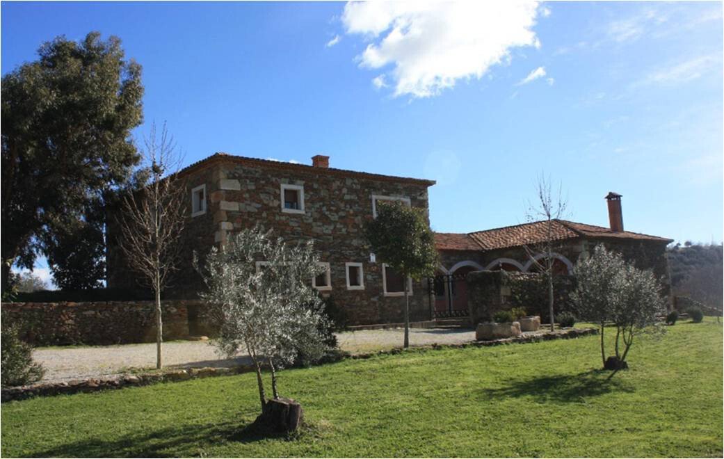 House in Valverde del Fresno, Extremadura, Spain 2 - 17635973