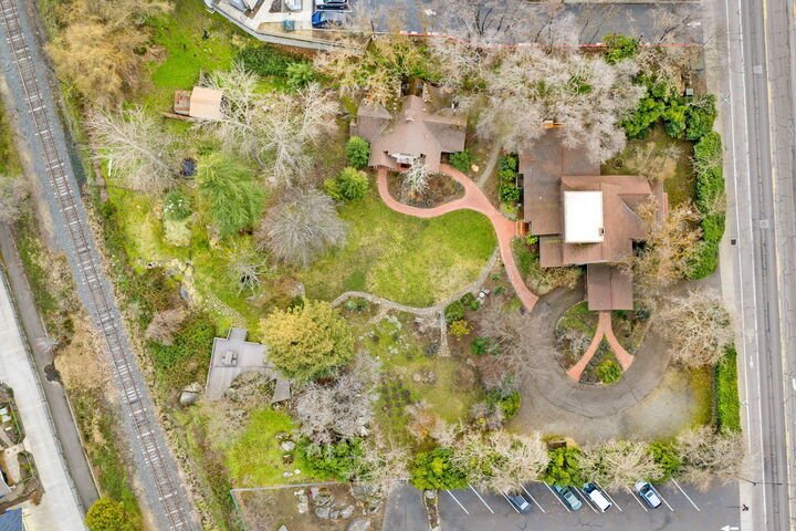 House in Ashland, Oregon, United States 5 - 17635417