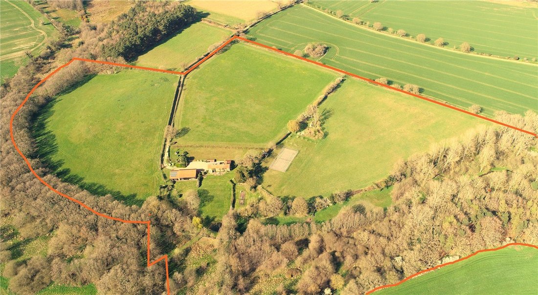 House in Briston, England 4 - 15900131