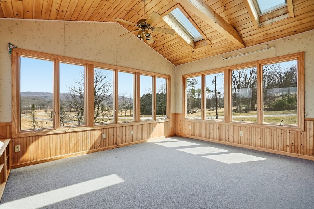House in Hinesburg, Vermont, United States 3 - 17629354