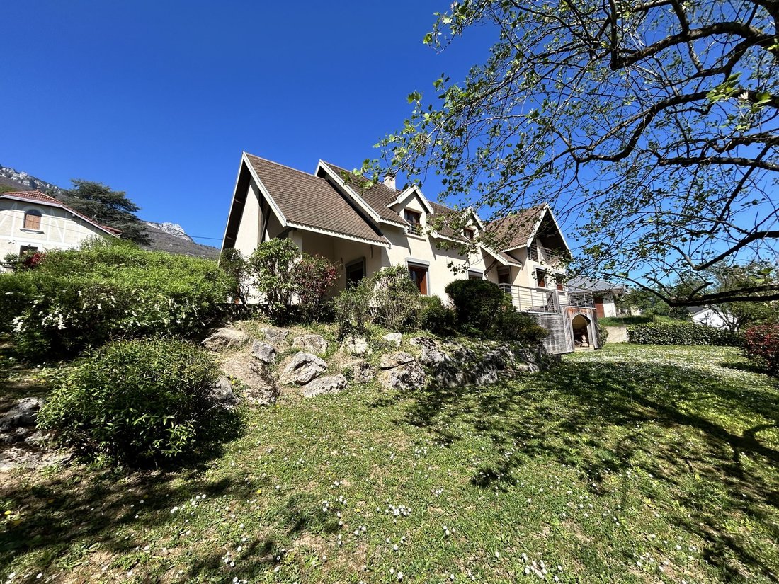 House in Le Village, Seyssins, France 1 - 17362544