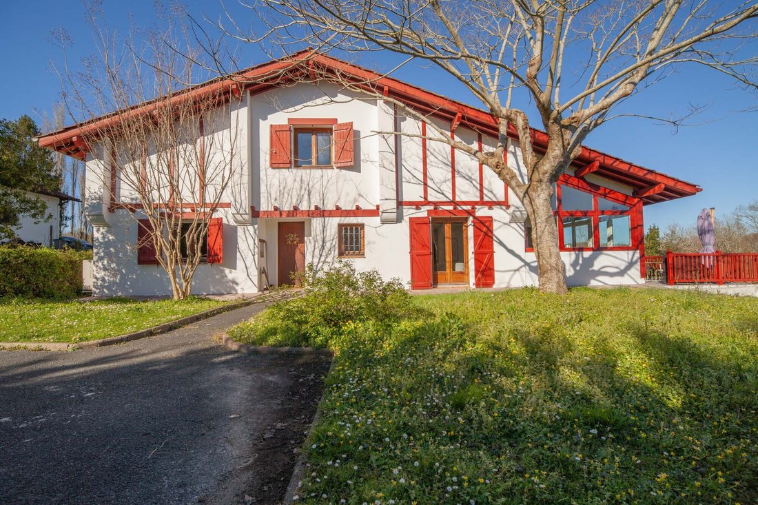 House in Arcangues, Nouvelle-Aquitaine, France 1 - 17629153
