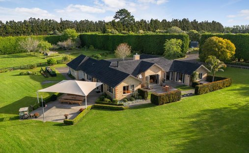 House in Pukekohe Hill, Auckland, New Zealand 1