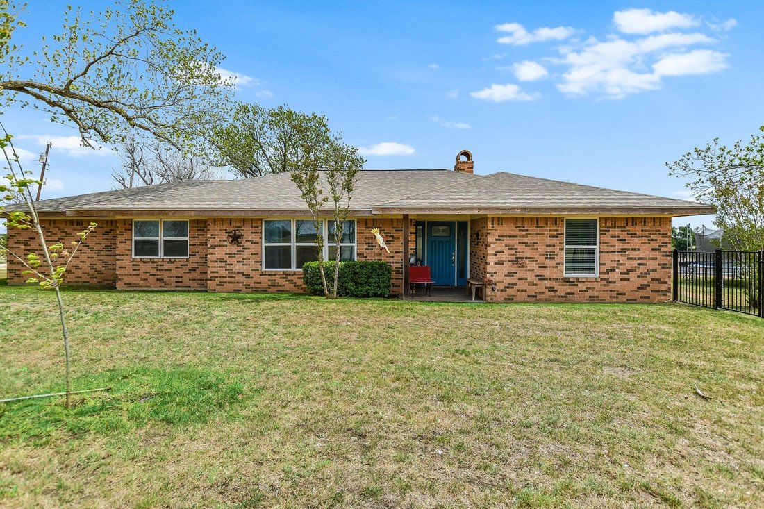 House in Elgin, Texas, United States 1 - 17631821