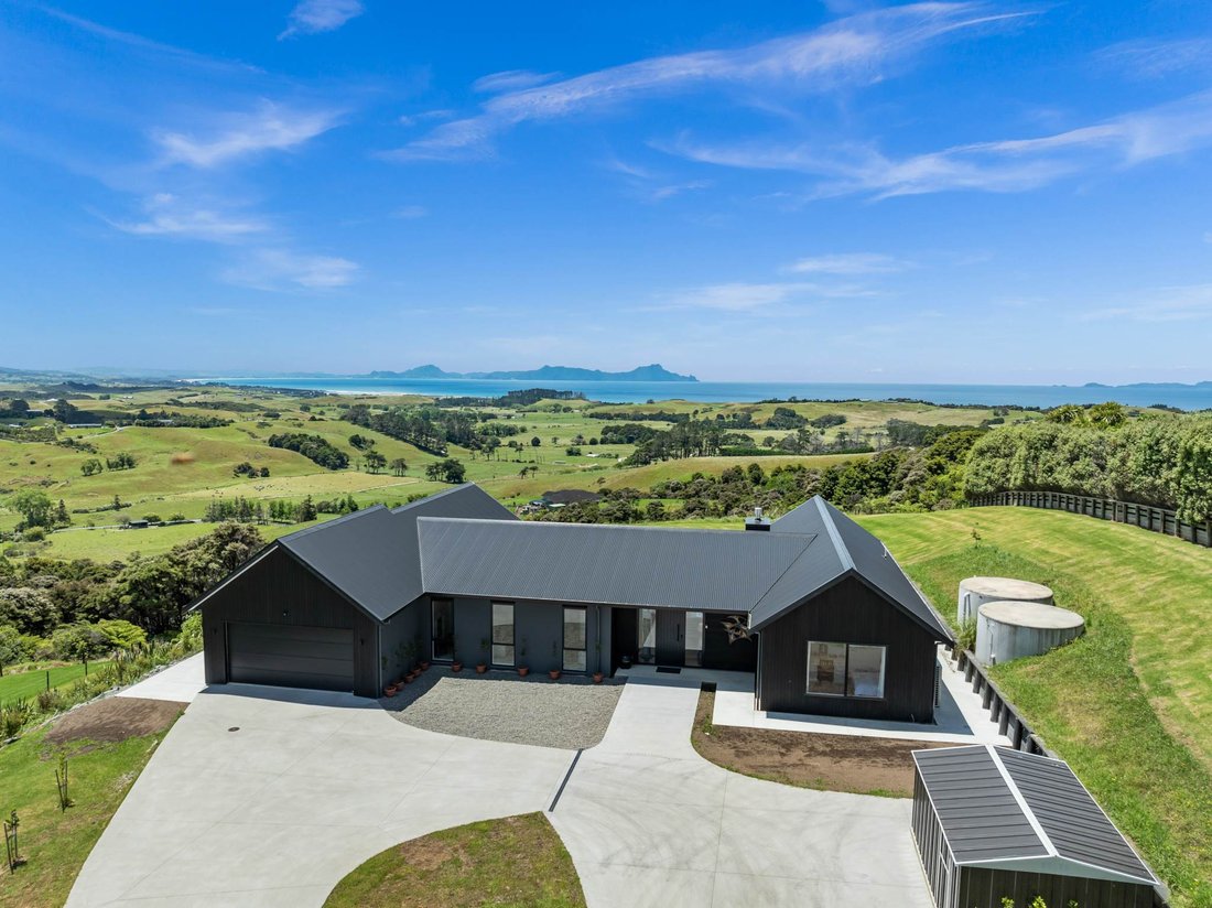 House in Waipu, Northland, New Zealand 2 - 15978701