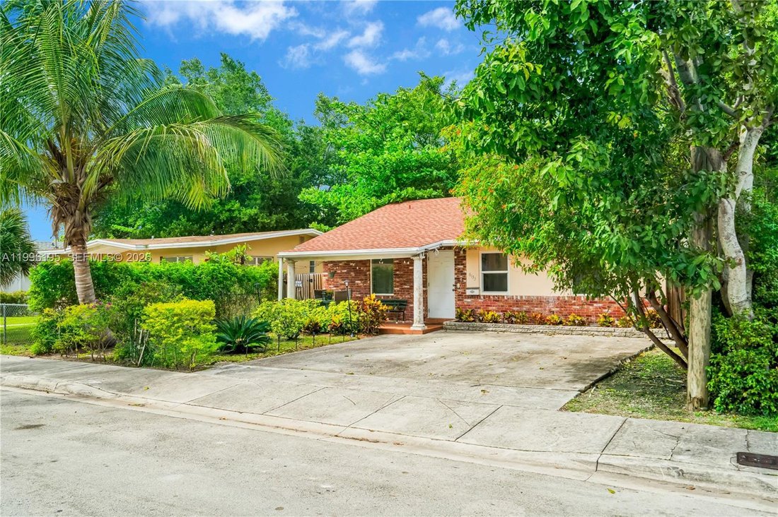 House in Miami, Florida, United States 3 - 17629067