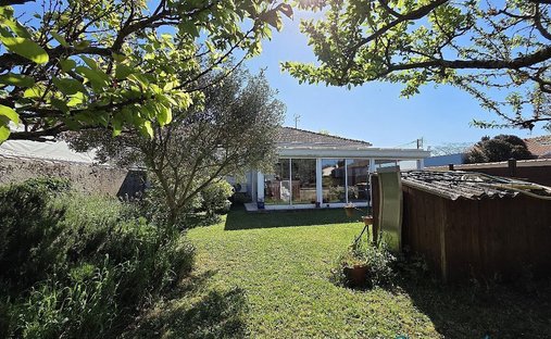 House in Port Neuf, La Rochelle, France 1