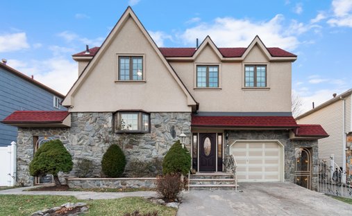 House in New York, New York, United States 1