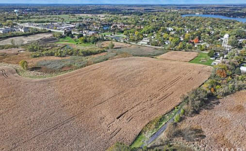 Land in Grayslake, Illinois, United States 1