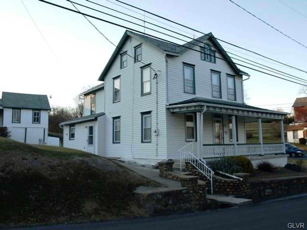 House in Coplay, Pennsylvania, United States 1 - 17641217