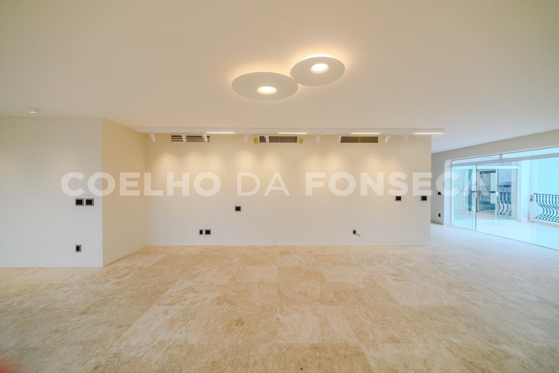 Condo in São Paulo, State of São Paulo, Brazil 4 - 17637928