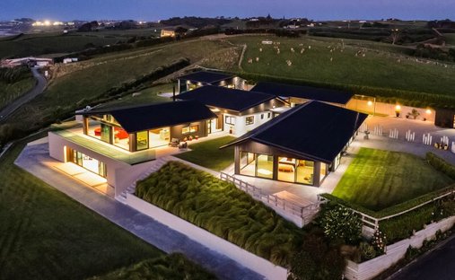 House in Omata, Taranaki, New Zealand 1